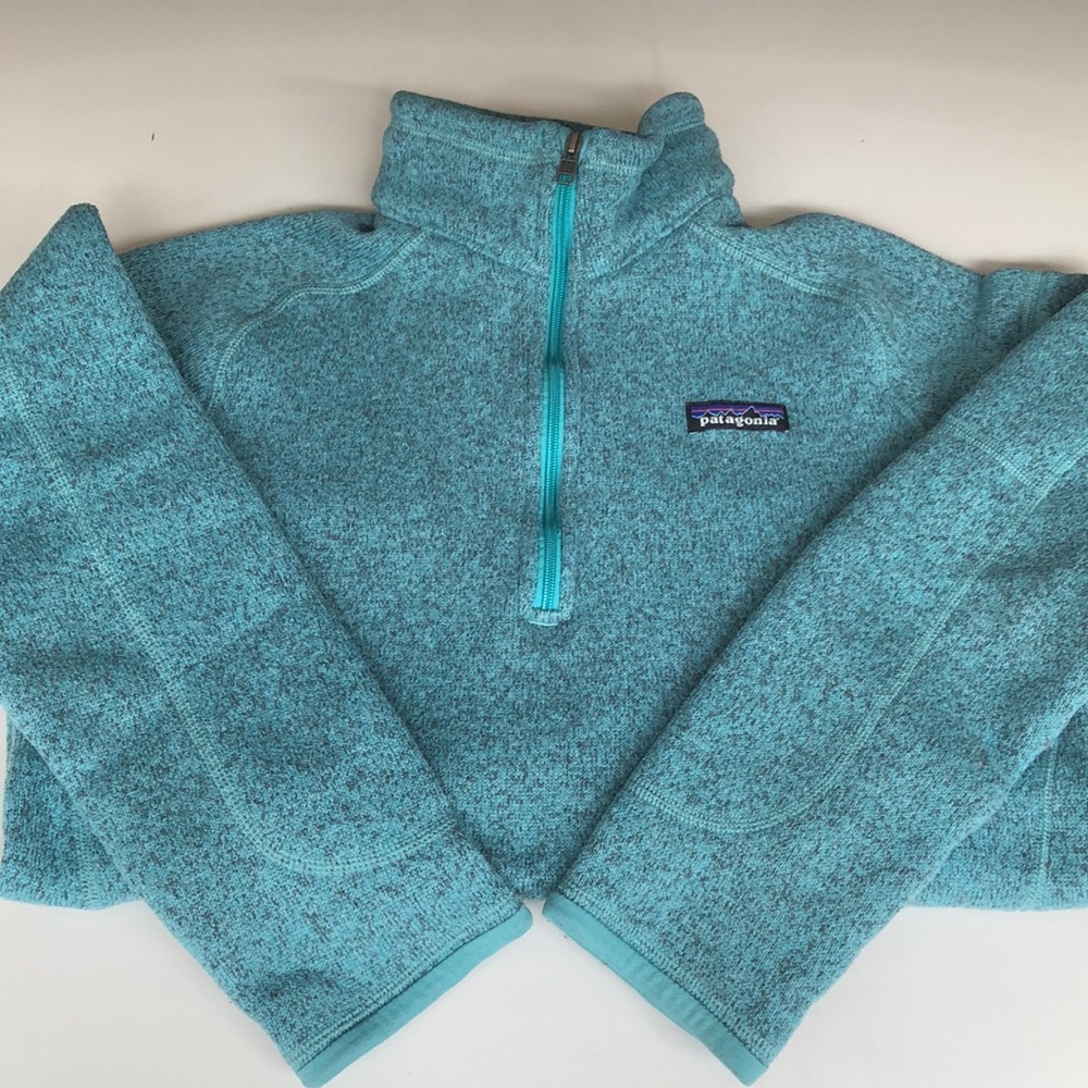 1/4 zip woman’s Patagonia Pullover